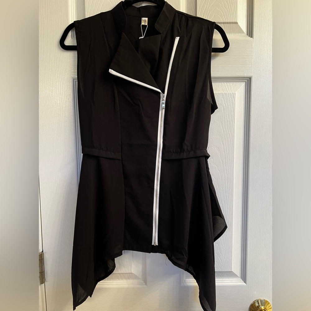 Women’s black vest